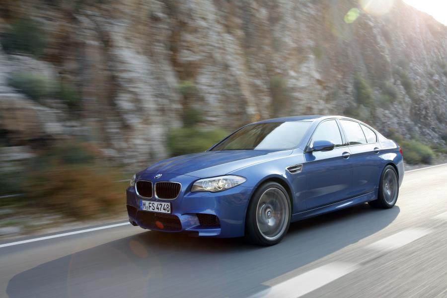  BMW M5 2011 года  (фото 279 из 344)